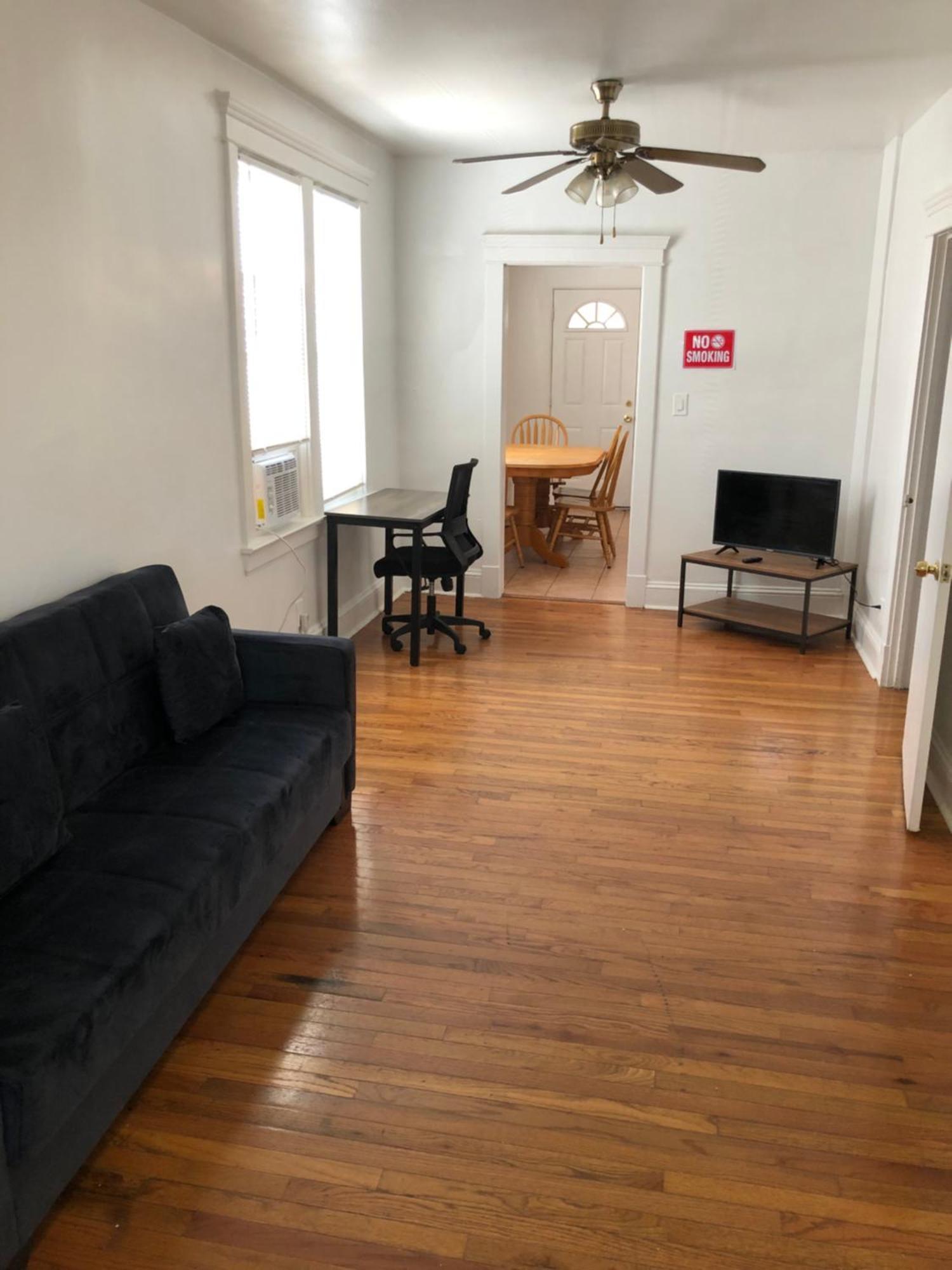 Private 2 Bedroom And 1 Bathroom House In A Quiet Area And Convenient To Nyc Bus And Train Perth Amboy Exteriér fotografie